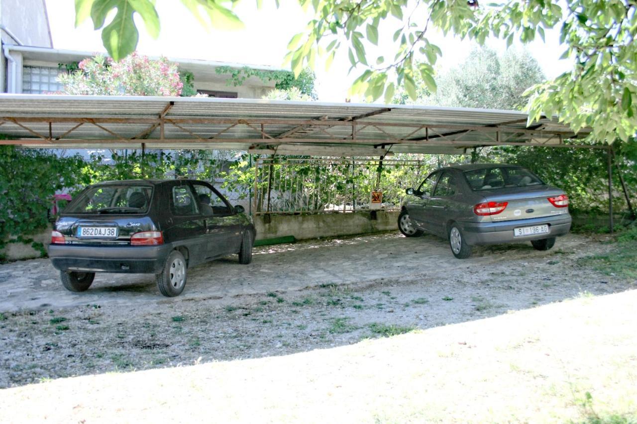 Apartments With A Parking Space Murter - 5103 Betina Kültér fotó